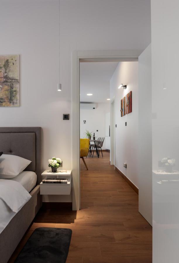 Terra 5 Deluxe Apartment On The Ground Floor With Private Parking Rijeka Eksteriør bilde
